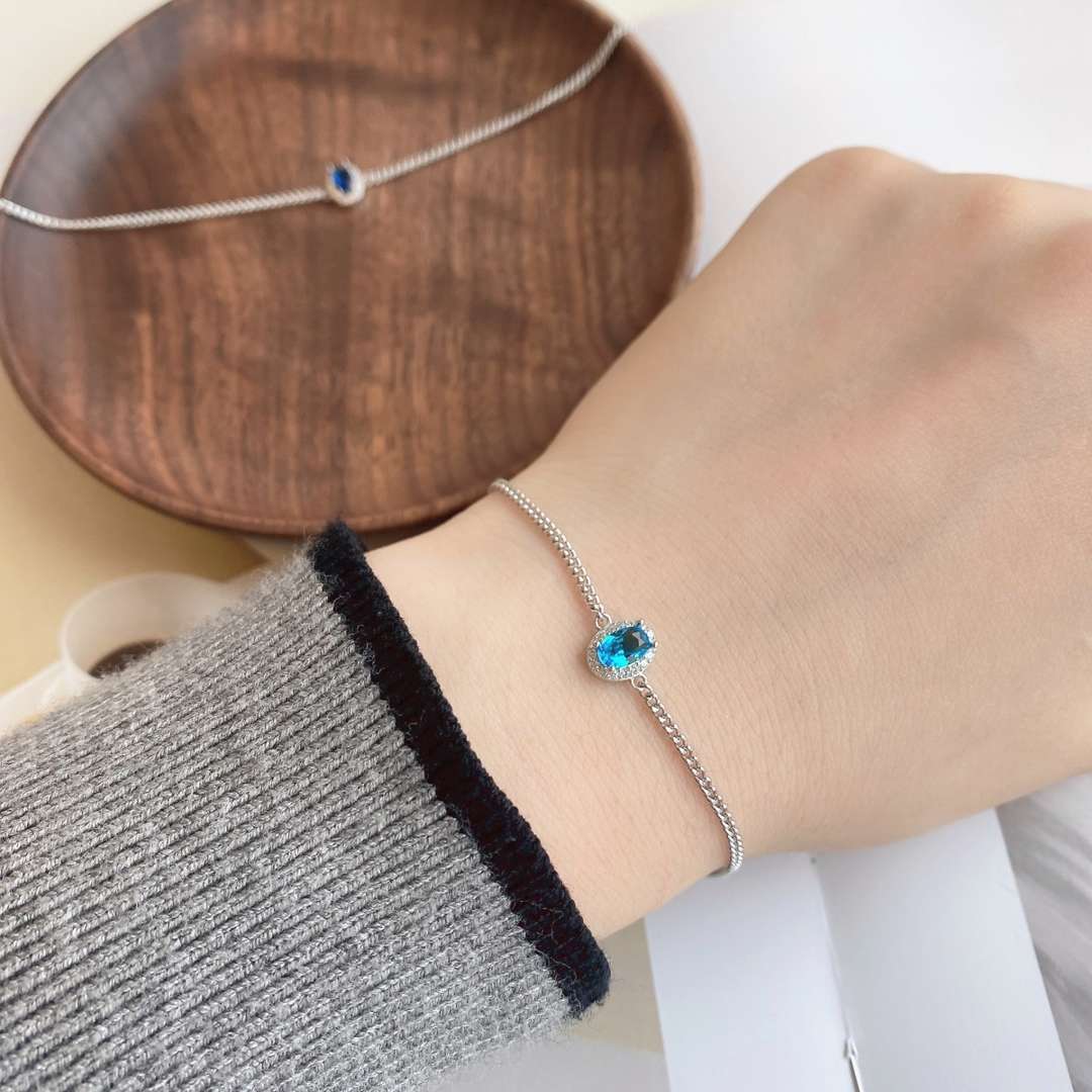 [Vivid Aurora]Exquisite Oval Shape Bracelet